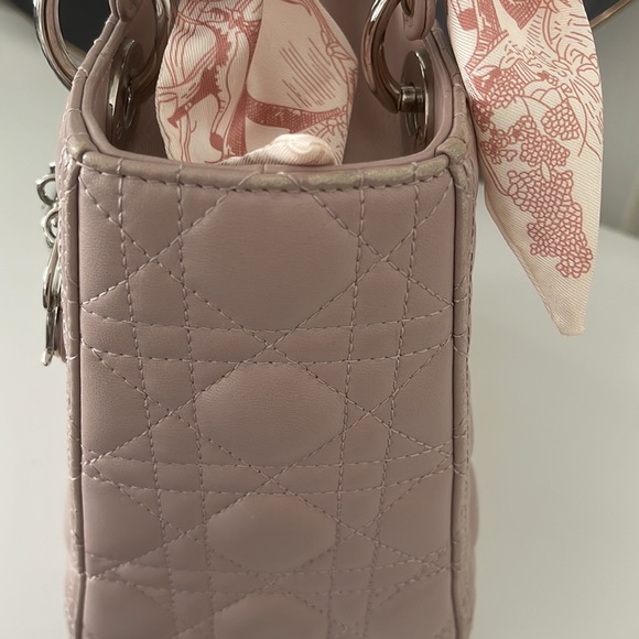 SOLD Christian Dior Lady Dior Medium Pink bag - Picture 6 of 9